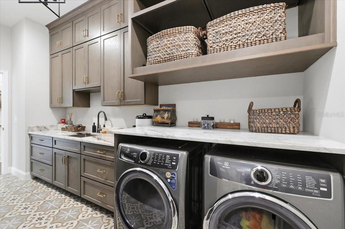 2398 HERITAGE LAKES DR, LAKELAND, FL, 33803