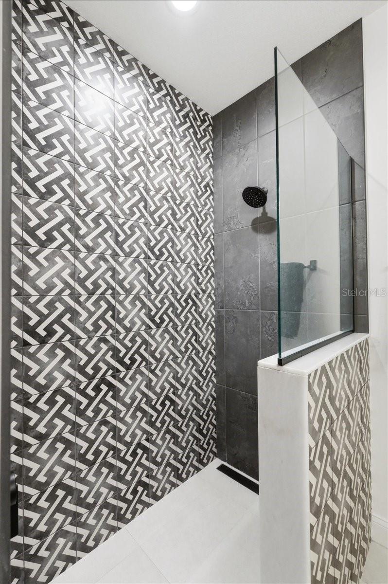 2398 HERITAGE LAKES DR, LAKELAND, FL, 33803