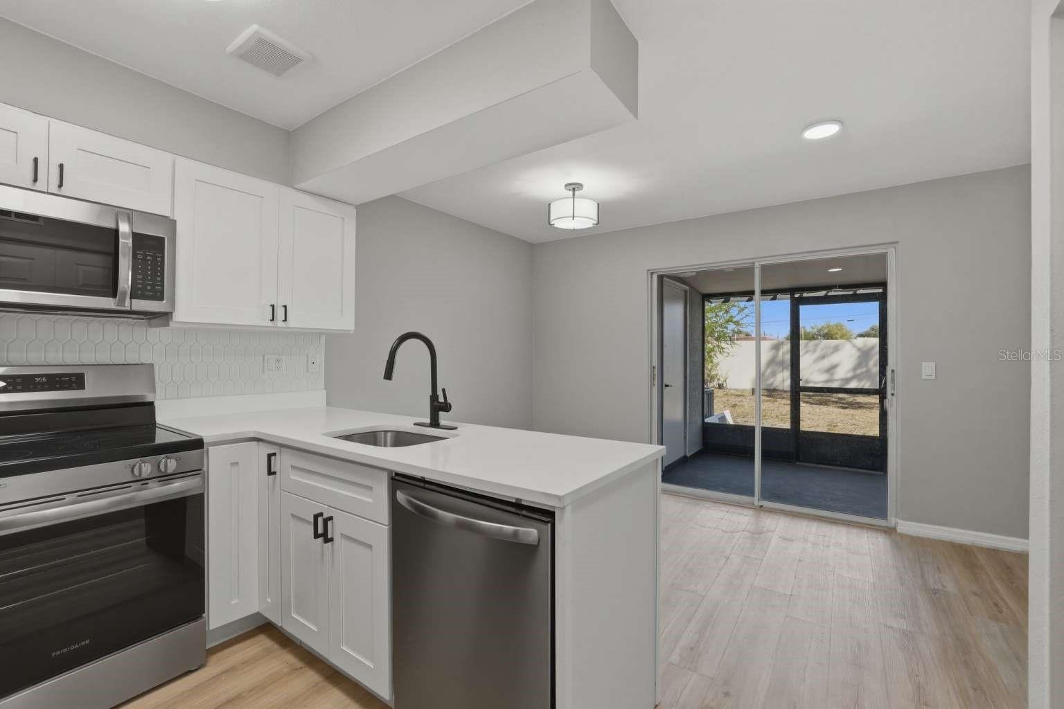 6600 121ST AVE #3, LARGO, FL, 33773