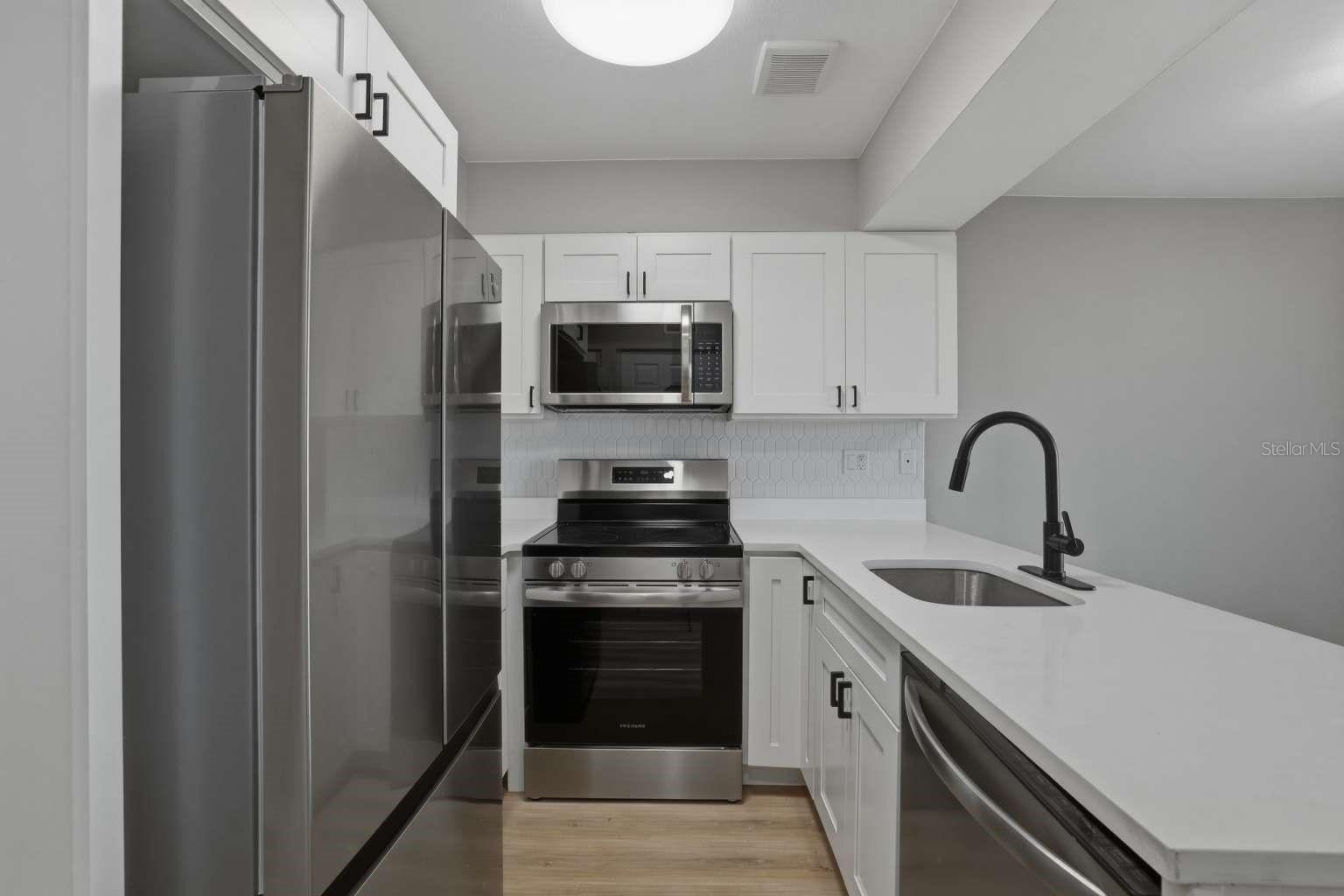 6600 121ST AVE #3, LARGO, FL, 33773