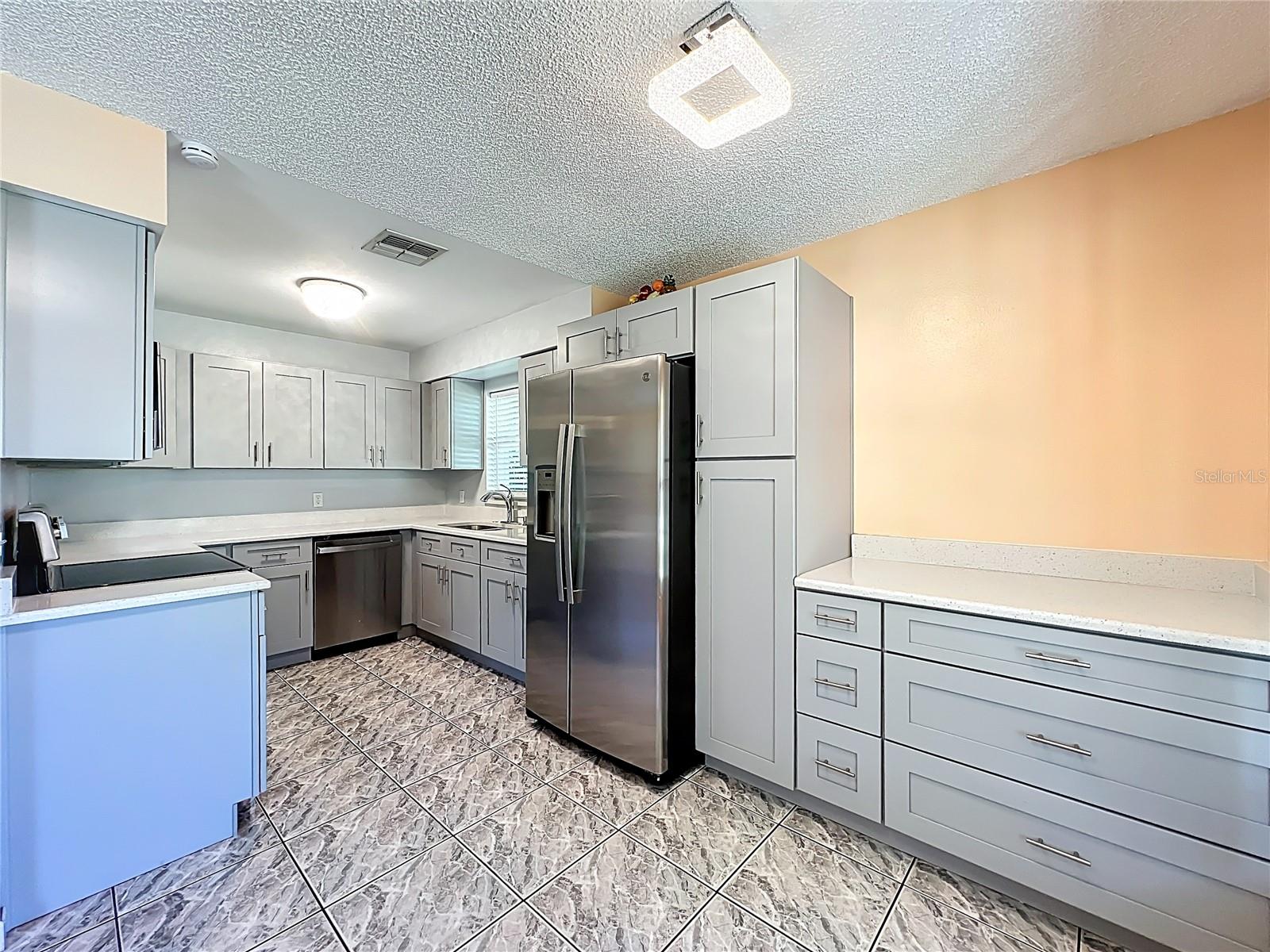 612 PALMETTO DR, MASCOTTE, FL, 34753