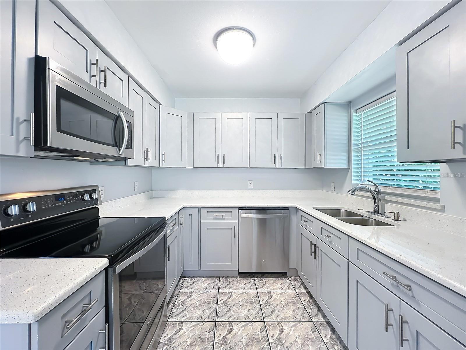 612 PALMETTO DR, MASCOTTE, FL, 34753