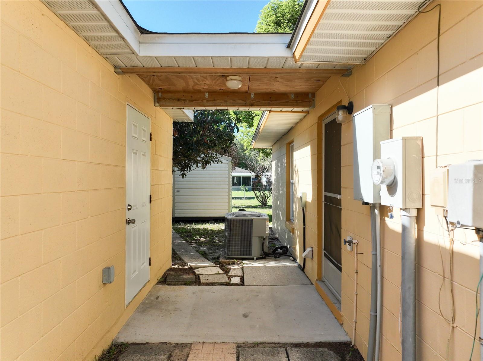 612 PALMETTO DR, MASCOTTE, FL, 34753