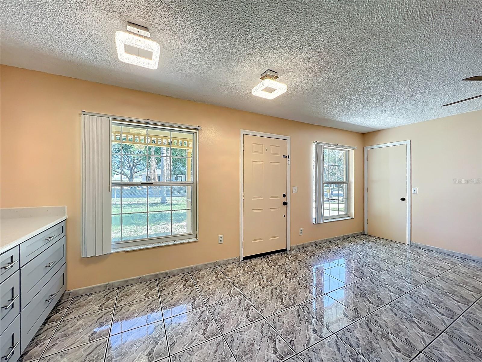 612 PALMETTO DR, MASCOTTE, FL, 34753