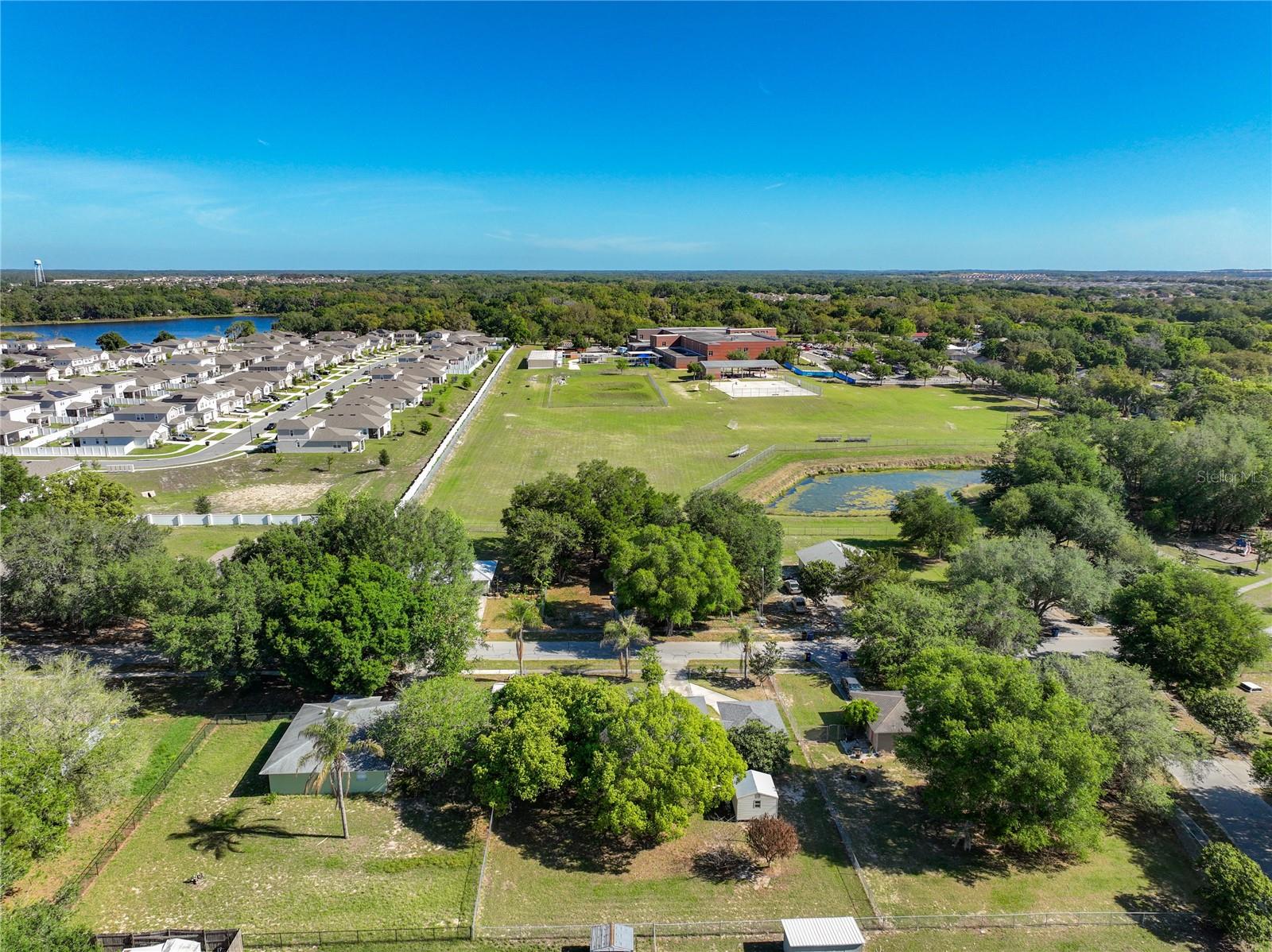 612 PALMETTO DR, MASCOTTE, FL, 34753