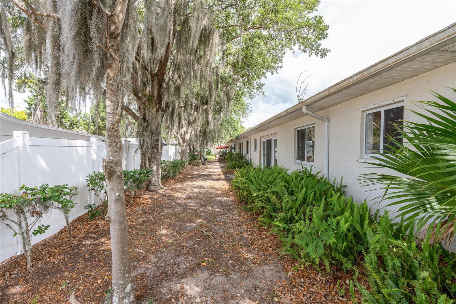 545 WAYNE AVE, NEW SMYRNA BEACH, FL, 32168