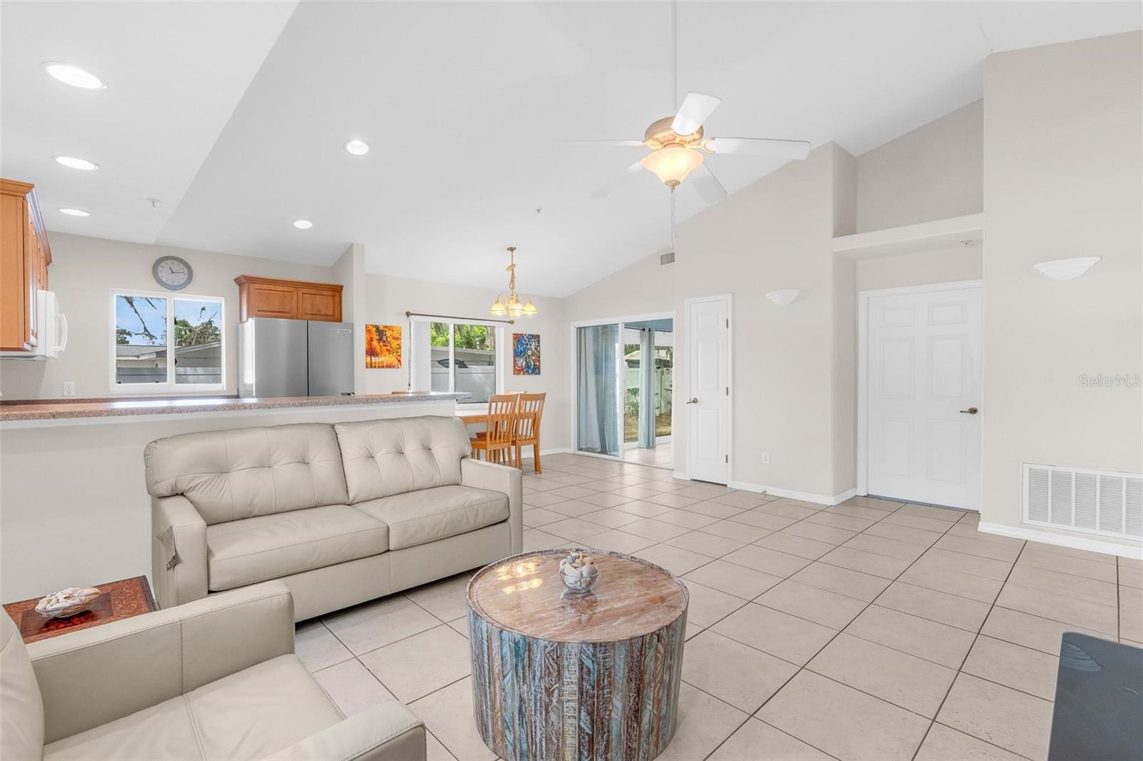 545 WAYNE AVE, NEW SMYRNA BEACH, FL, 32168