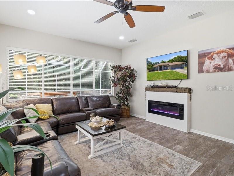 35 CYPRESS BLVD E, HOMOSASSA, FL, 34446