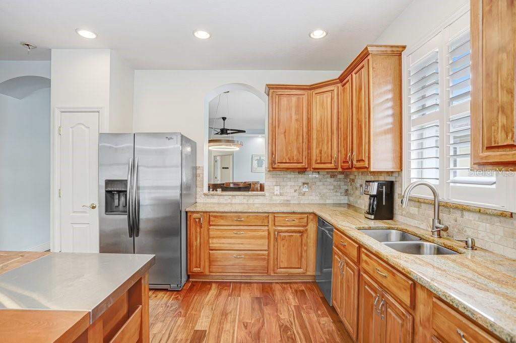 9506 CAVENDISH DR, TAMPA, FL, 33626