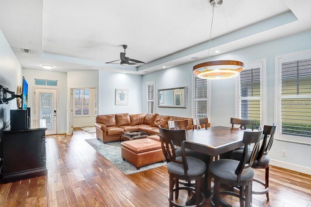 9506 CAVENDISH DR, TAMPA, FL, 33626