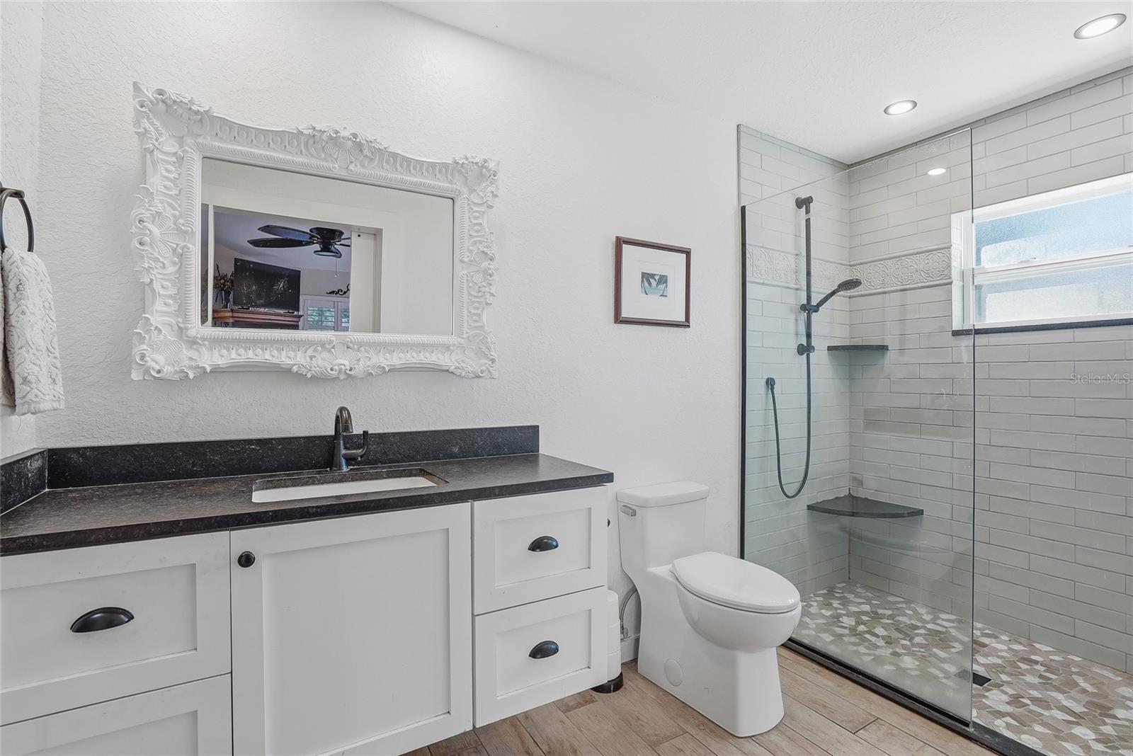 554 ANDORRA CIR NE, ST PETERSBURG, FL, 33703