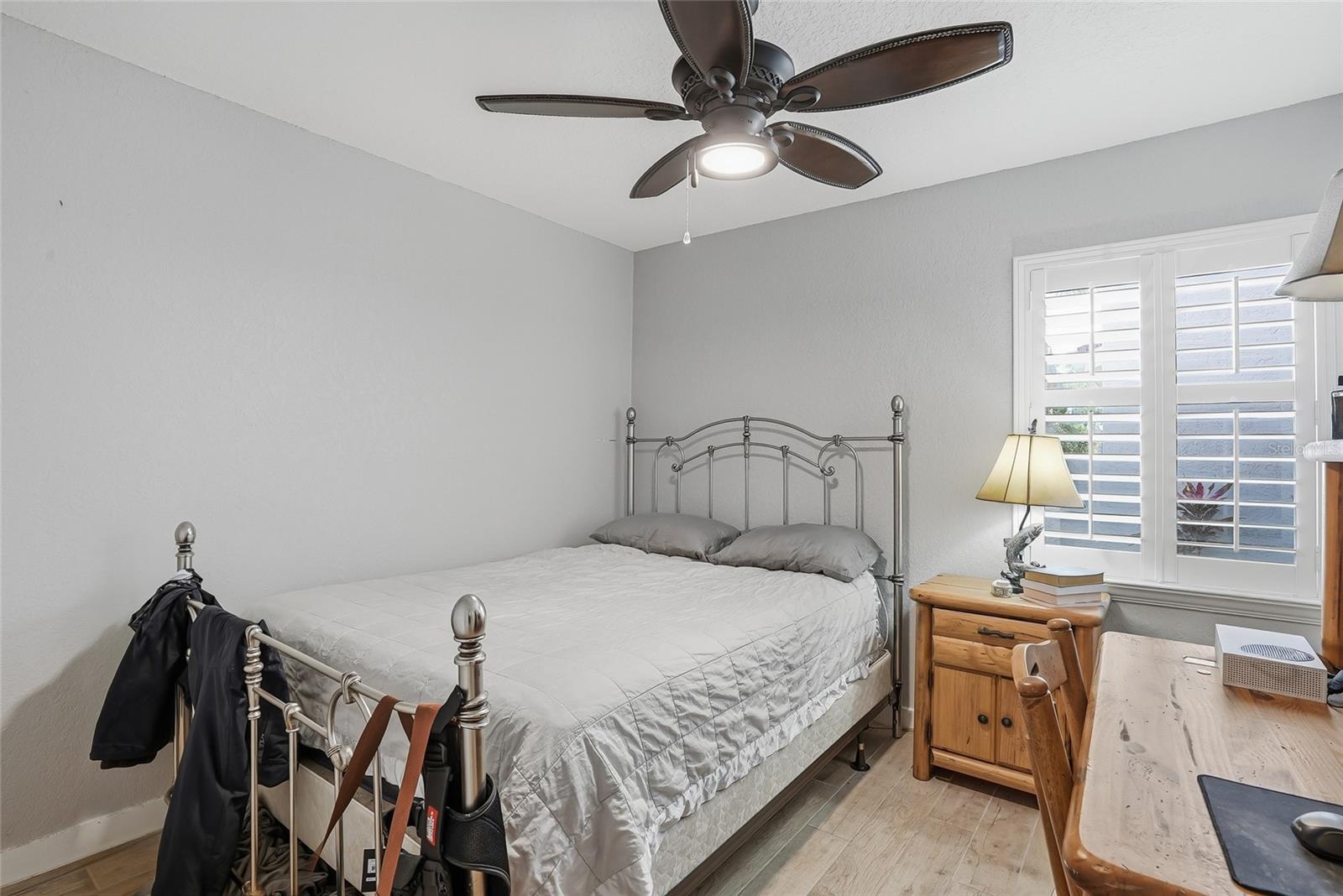 554 ANDORRA CIR NE, ST PETERSBURG, FL, 33703