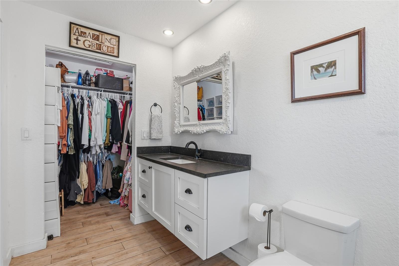 554 ANDORRA CIR NE, ST PETERSBURG, FL, 33703