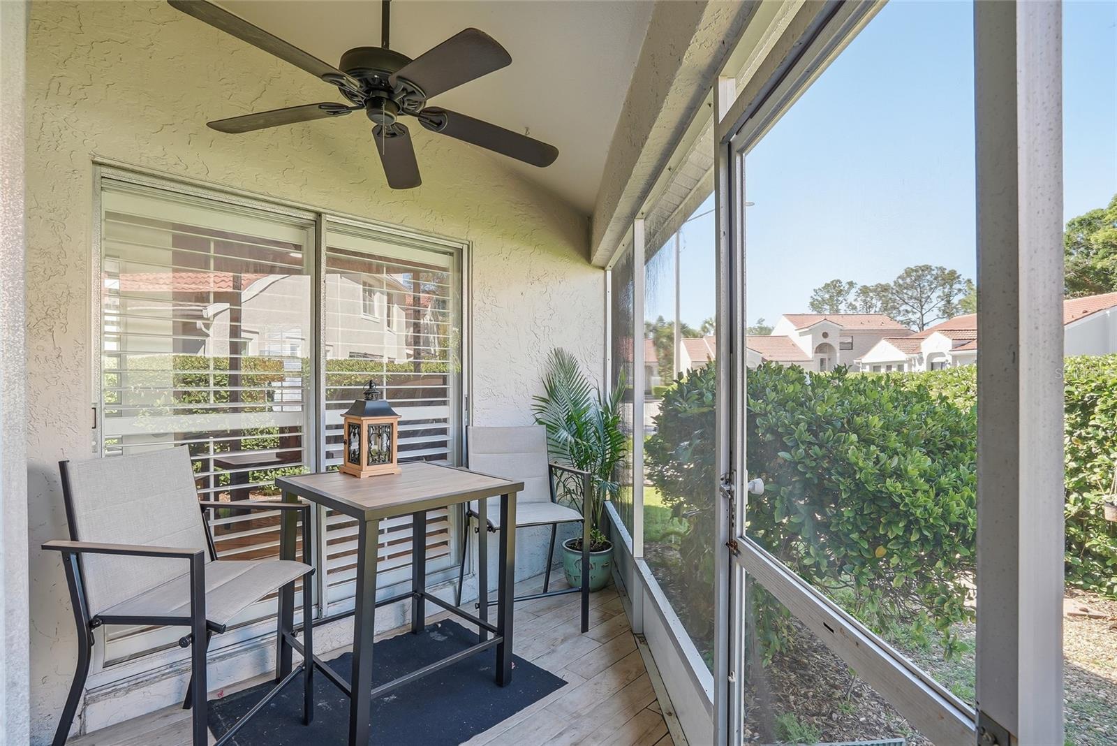 554 ANDORRA CIR NE, ST PETERSBURG, FL, 33703