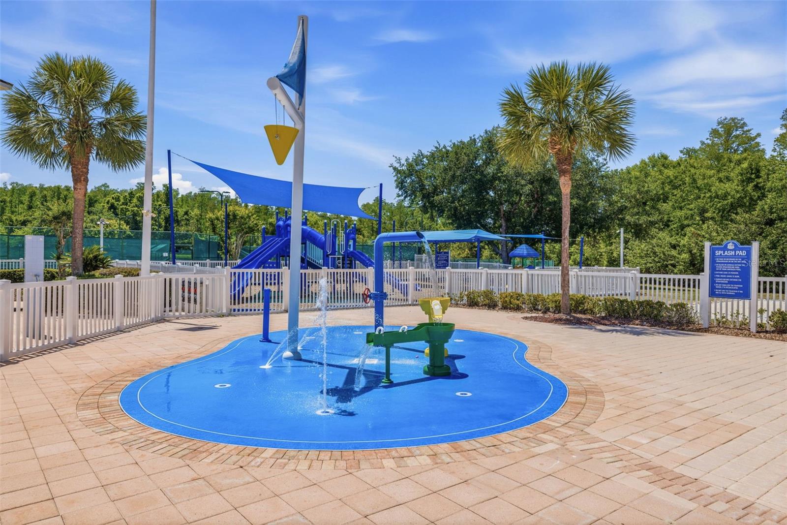 18924 FISHERMANS BEND DR, LUTZ, FL, 33558