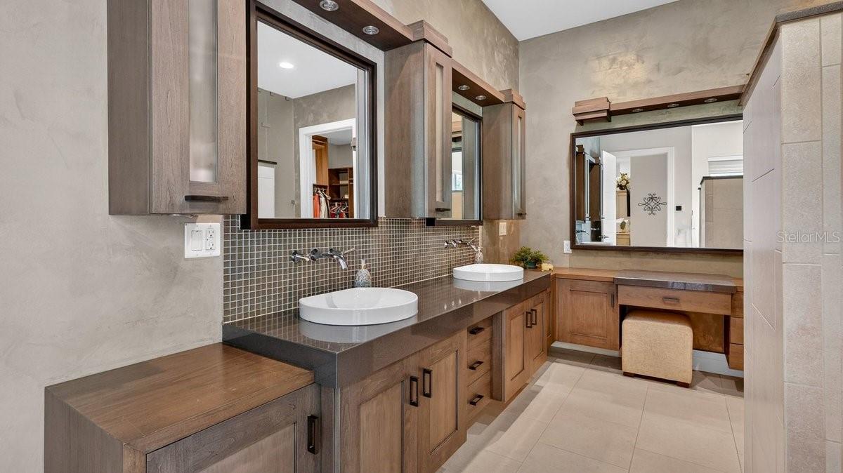 3 ASHFORD LAKES DR, ORMOND BEACH, FL, 32174