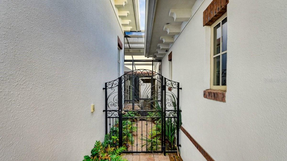 3 ASHFORD LAKES DR, ORMOND BEACH, FL, 32174