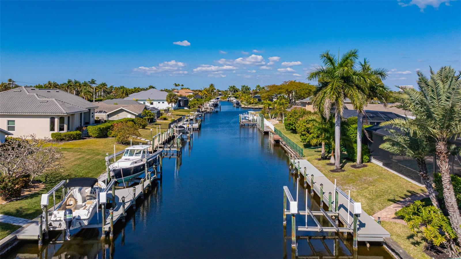 6777 DANAH CT, FORT MYERS, FL, 33908