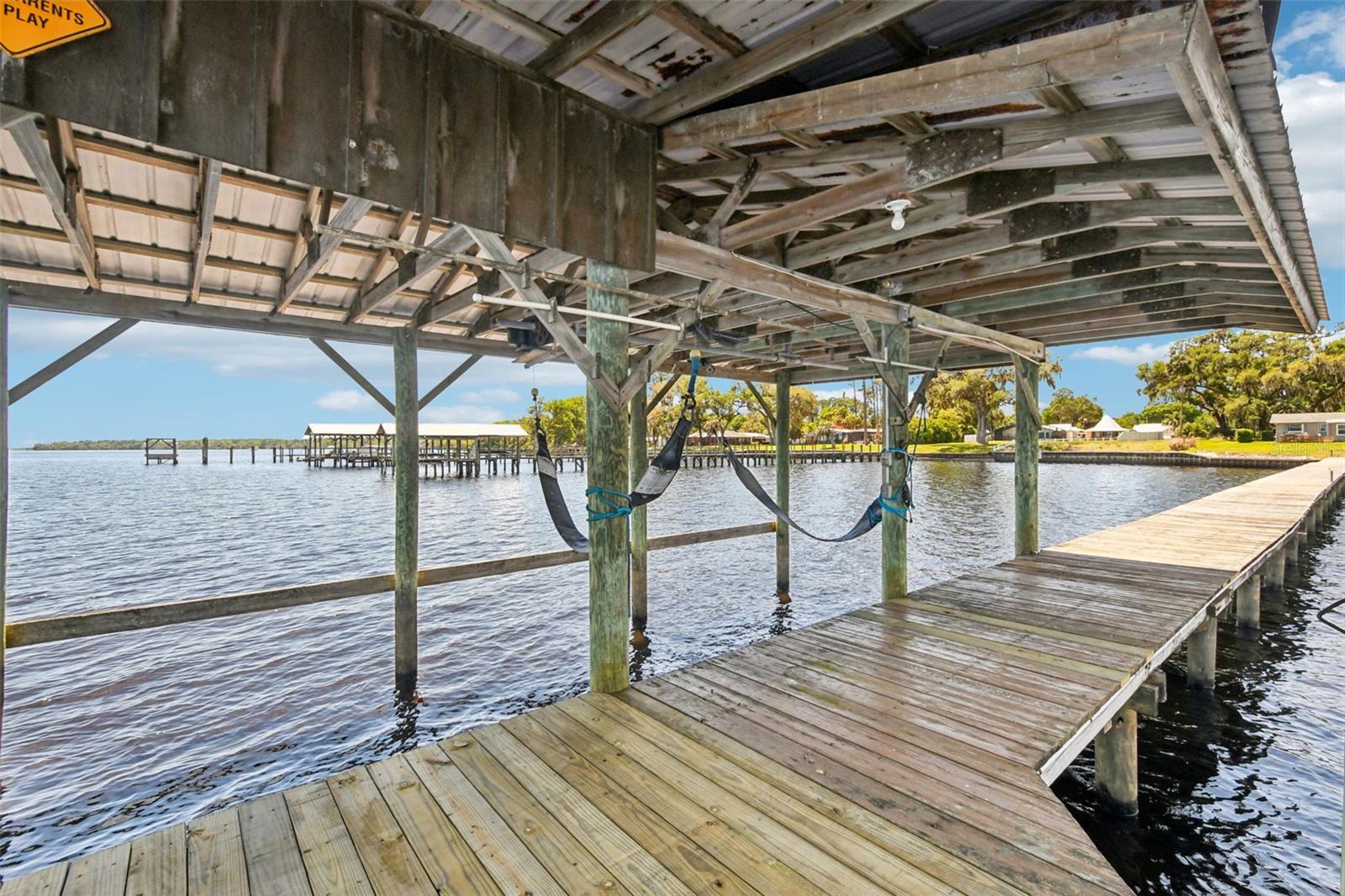 214 PARADISE LN, CRESCENT CITY, FL, 32112