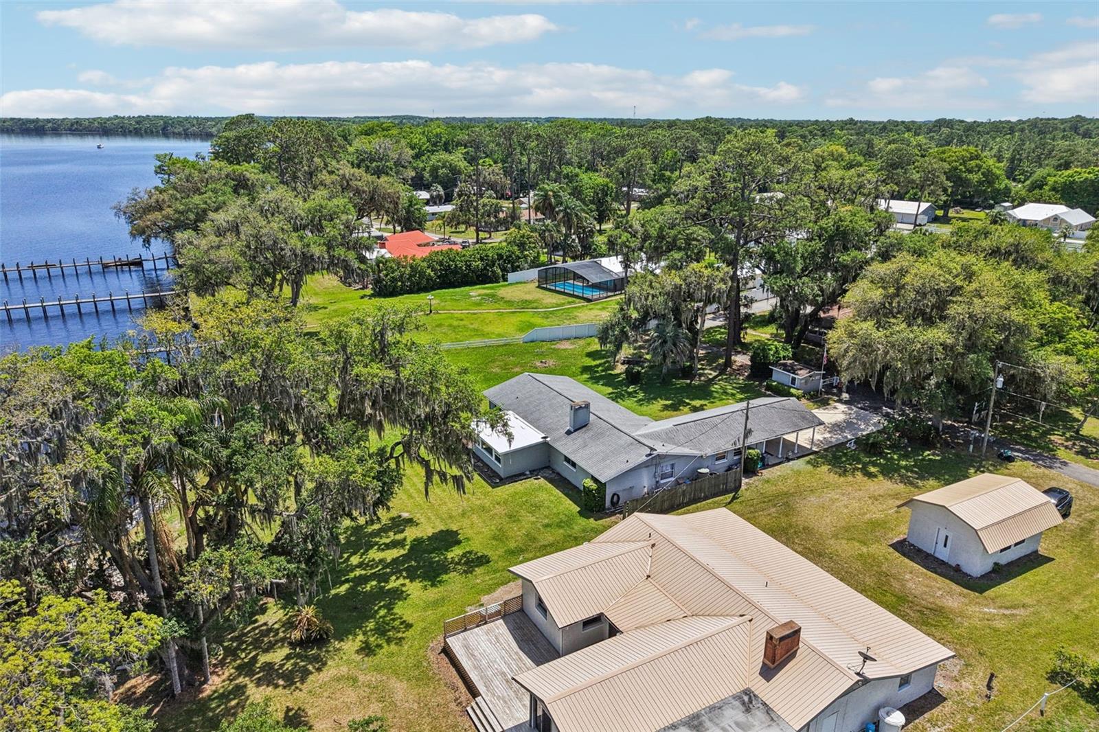214 PARADISE LN, CRESCENT CITY, FL, 32112
