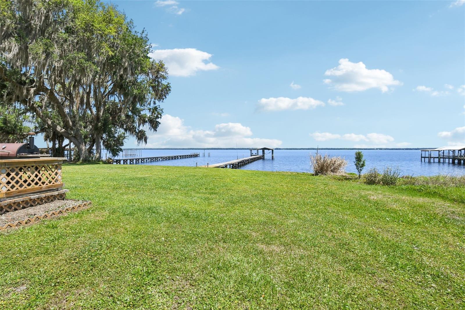 214 PARADISE LN, CRESCENT CITY, FL, 32112