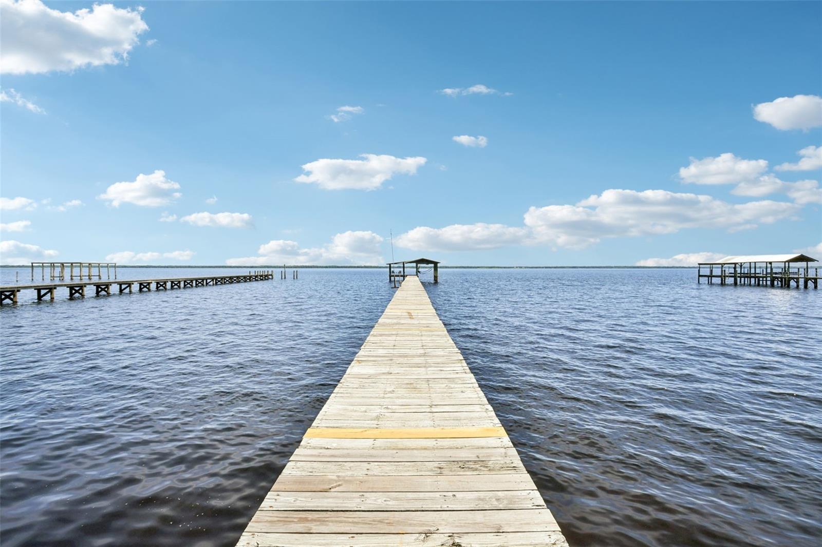 214 PARADISE LN, CRESCENT CITY, FL, 32112