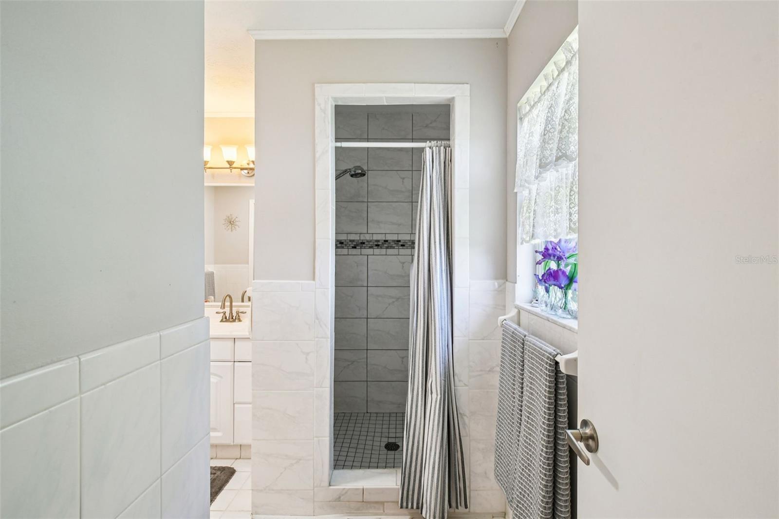 214 PARADISE LN, CRESCENT CITY, FL, 32112