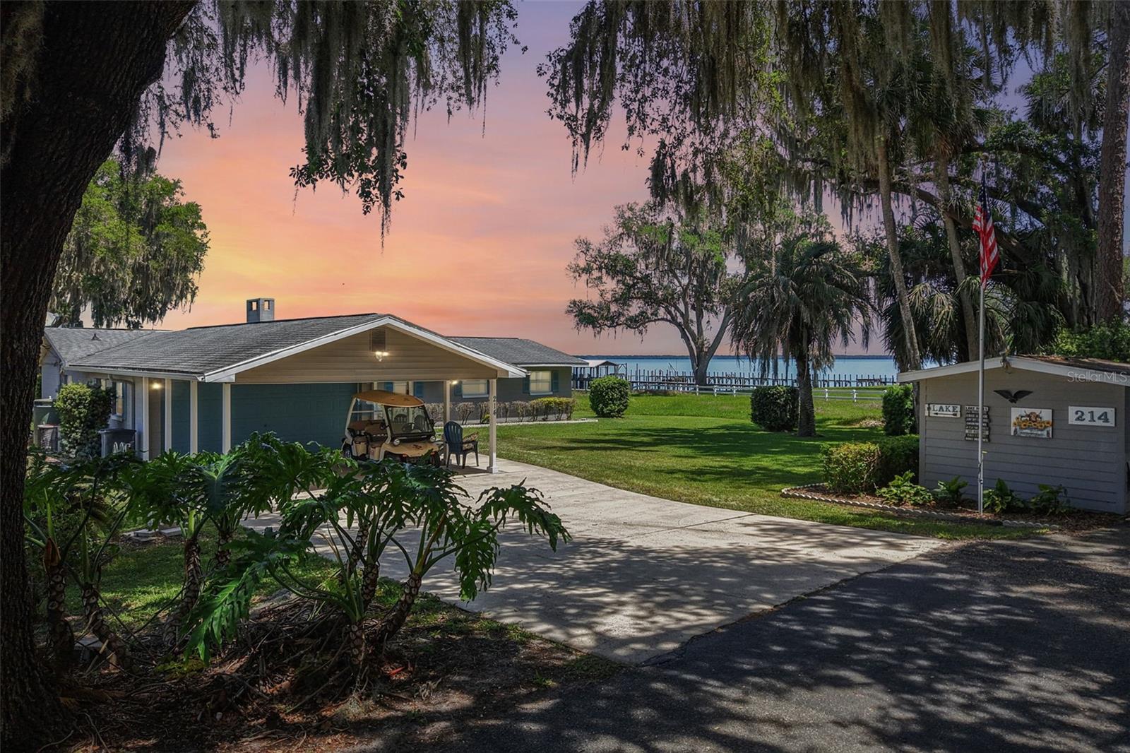 214 PARADISE LN, CRESCENT CITY, FL, 32112