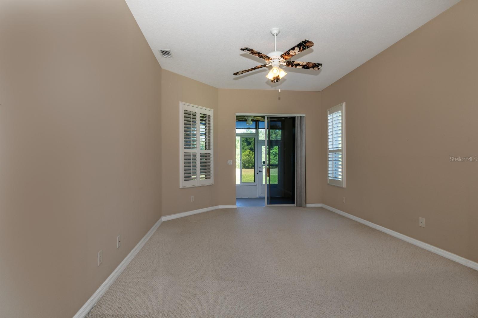 27300 PINE STRAW RD, LEESBURG, FL, 34748