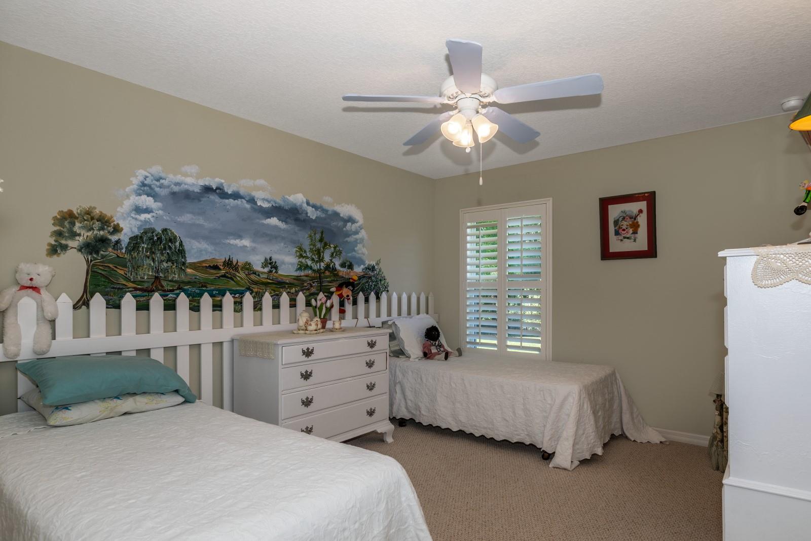 27300 PINE STRAW RD, LEESBURG, FL, 34748