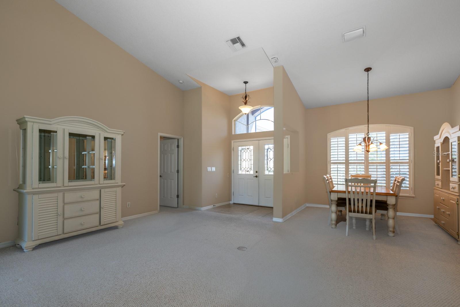 27300 PINE STRAW RD, LEESBURG, FL, 34748