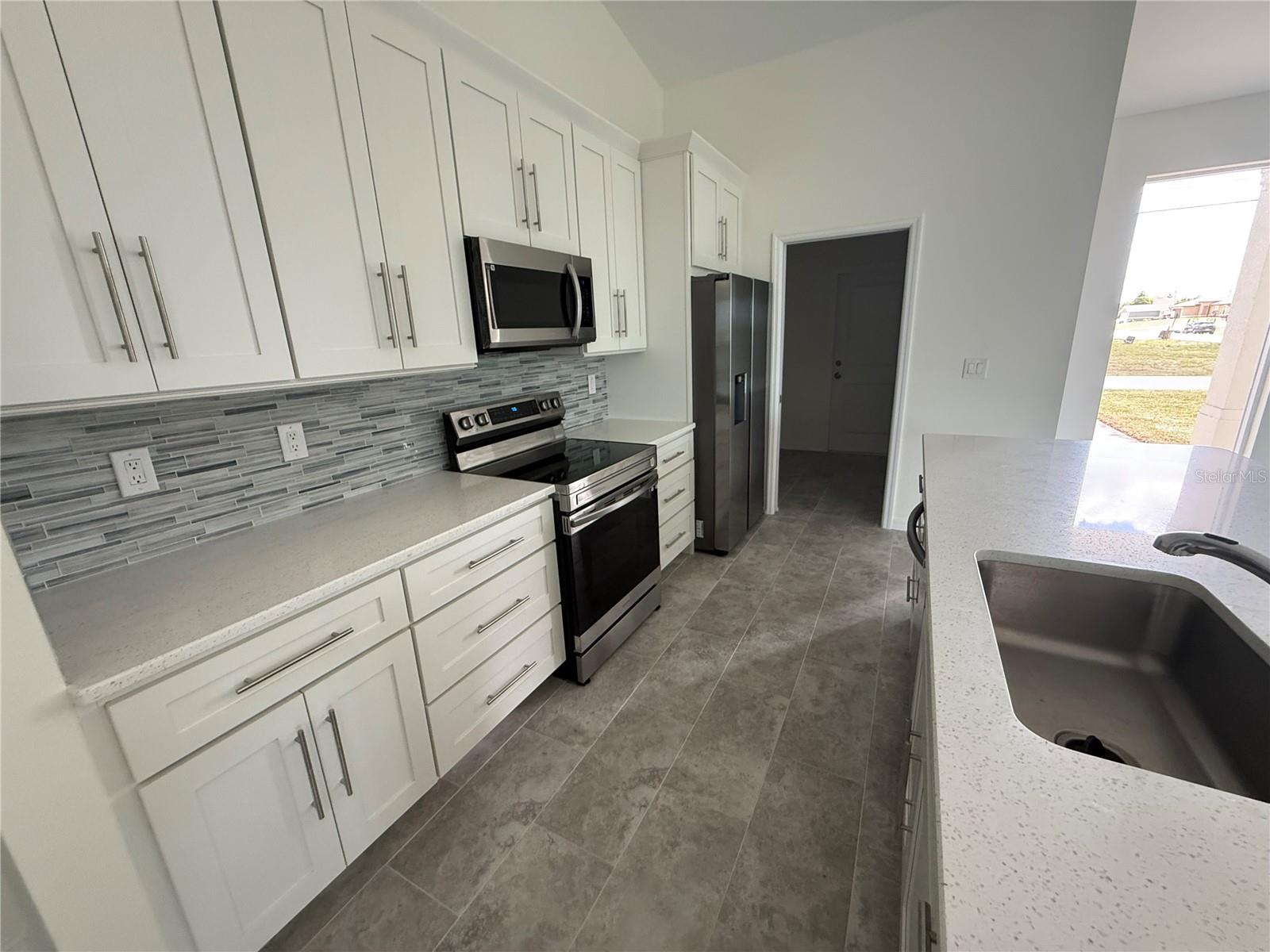 2102 NW 6TH PL, CAPE CORAL, FL, 33993