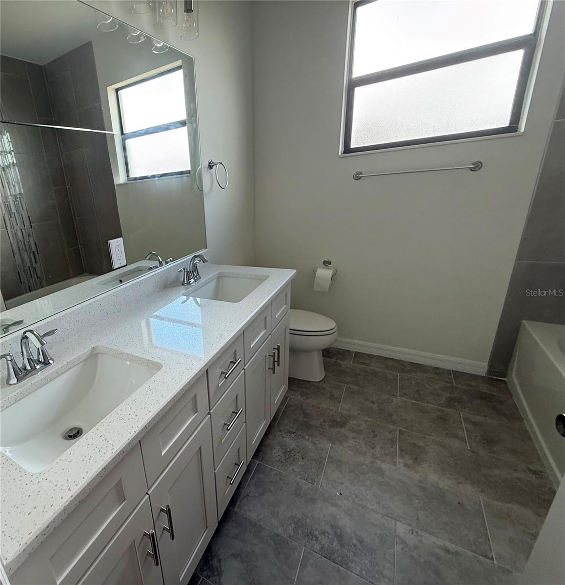 2102 NW 6TH PL, CAPE CORAL, FL, 33993