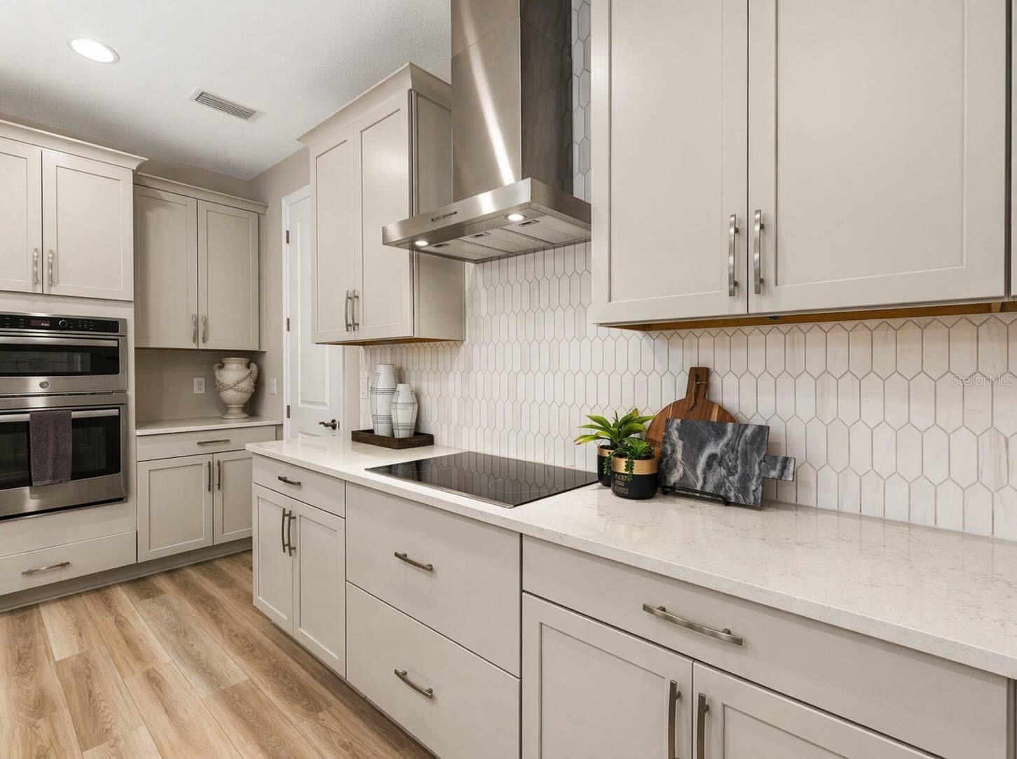 3557 SECLUDED CT, SARASOTA, FL, 34240