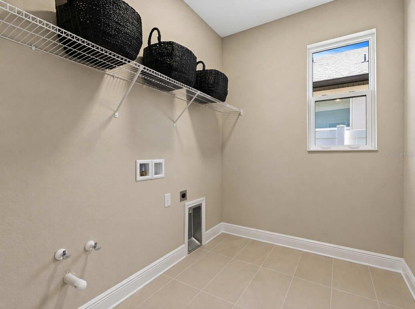 3557 SECLUDED CT, SARASOTA, FL, 34240