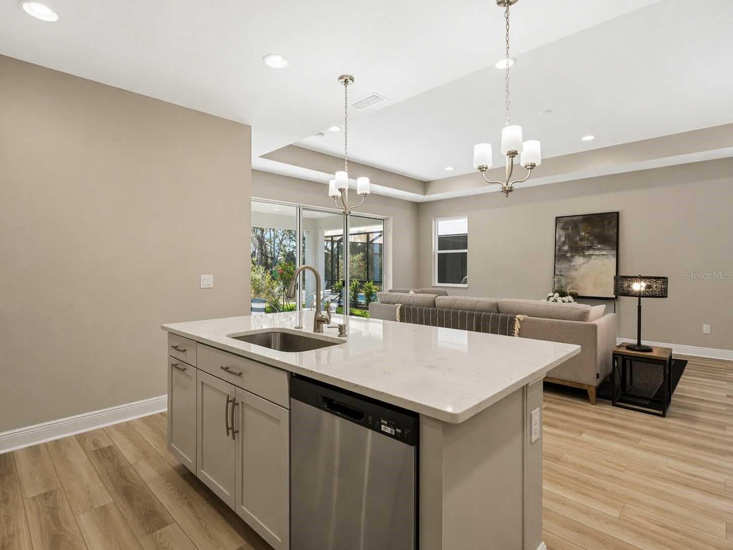 3557 SECLUDED CT, SARASOTA, FL, 34240