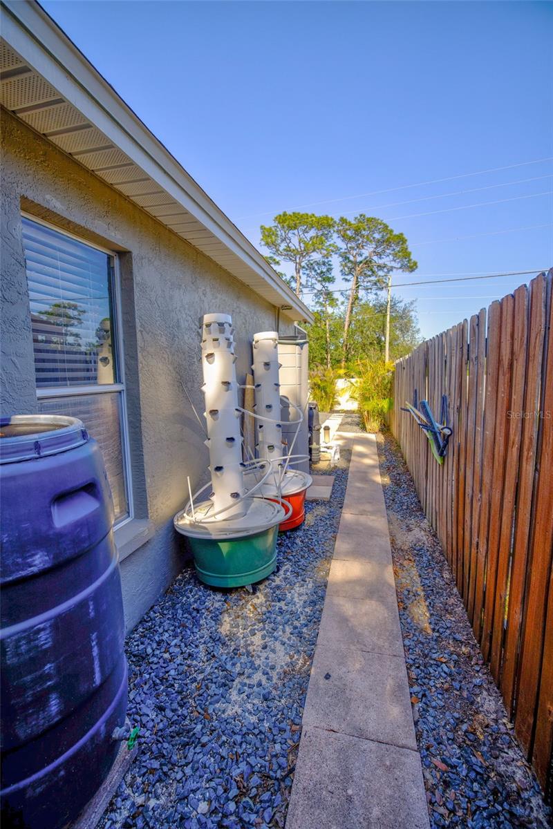 1932 KETTLER DR, LUTZ, FL, 33559