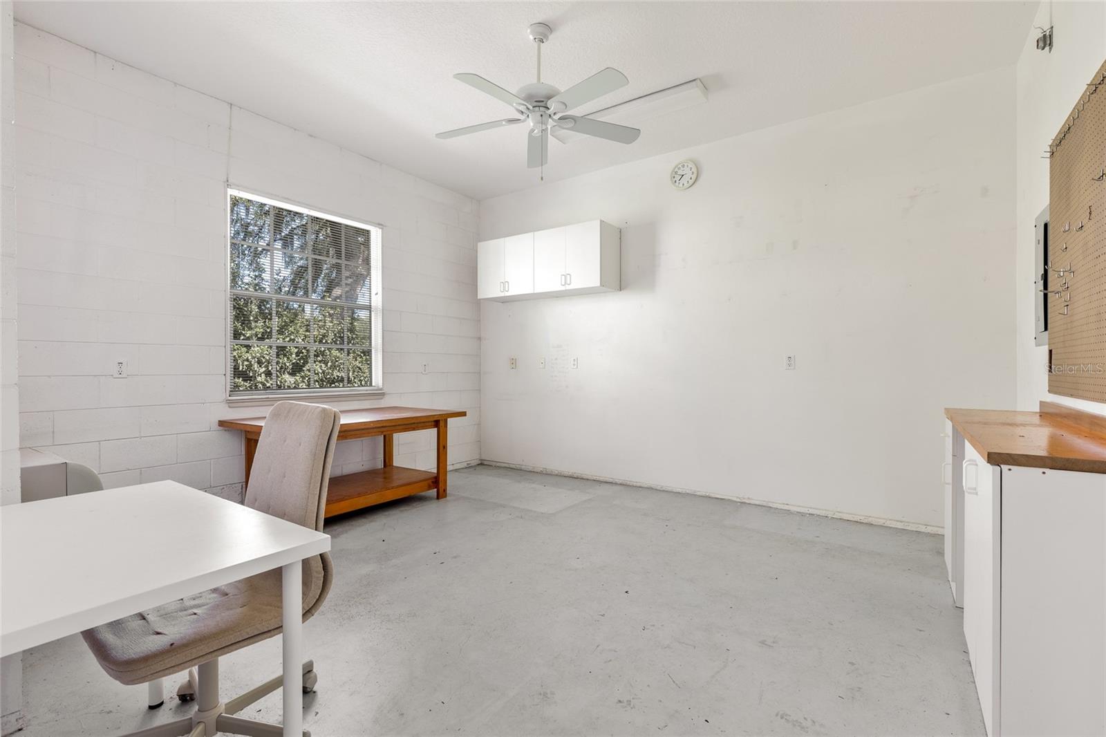 2054 SAWGRASS DR, APOPKA, FL, 32712