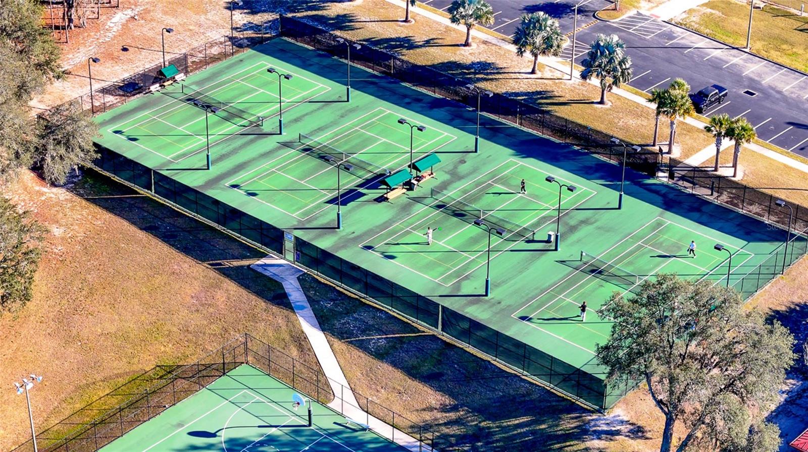 2054 SAWGRASS DR, APOPKA, FL, 32712