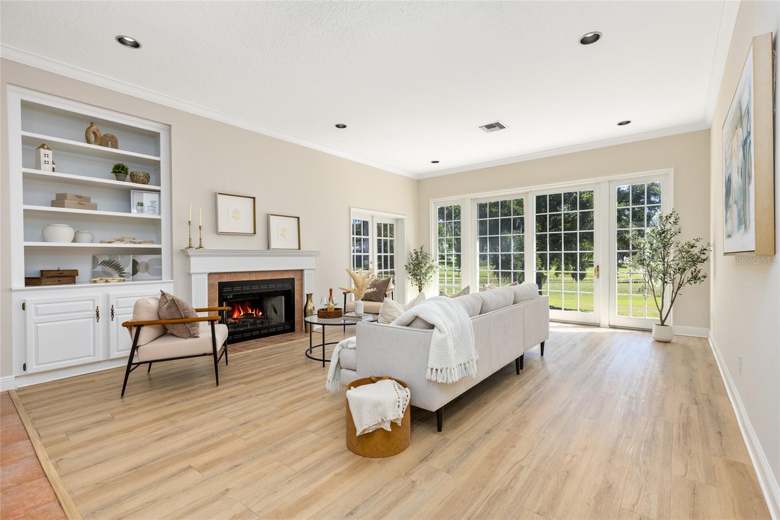 2054 SAWGRASS DR, APOPKA, FL, 32712