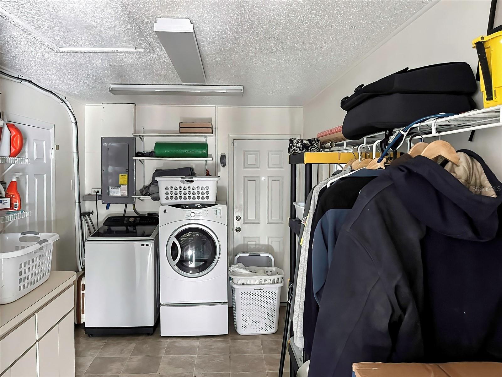 6670 S MERLEING LOOP, FLORAL CITY, FL, 34436