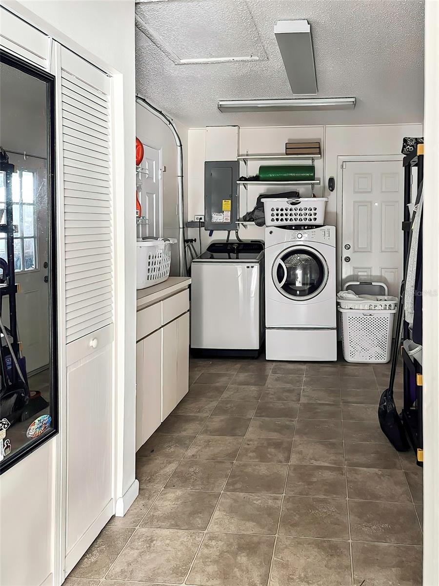 6670 S MERLEING LOOP, FLORAL CITY, FL, 34436