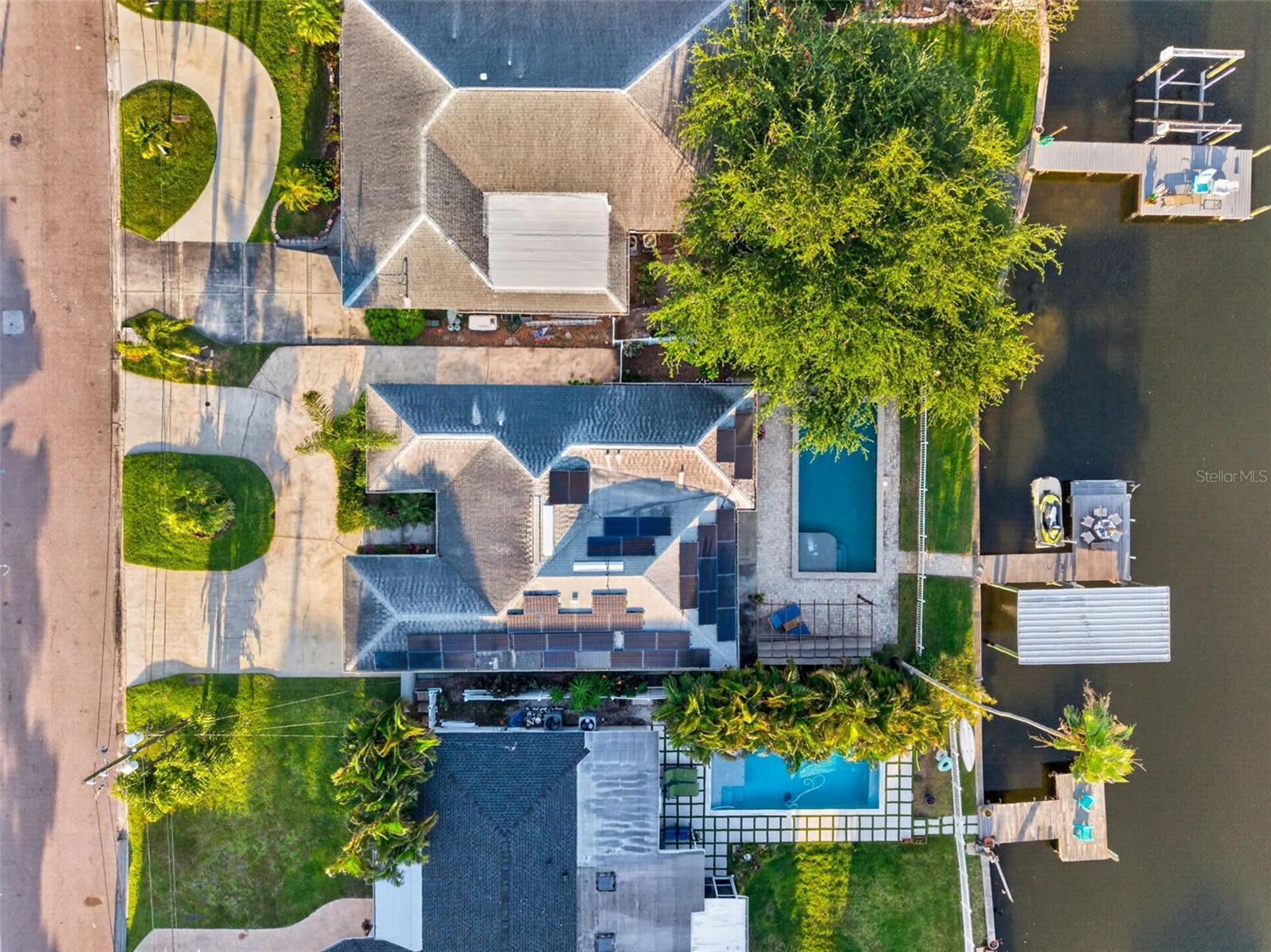 316 89TH AVE NE, ST PETERSBURG, FL, 33702