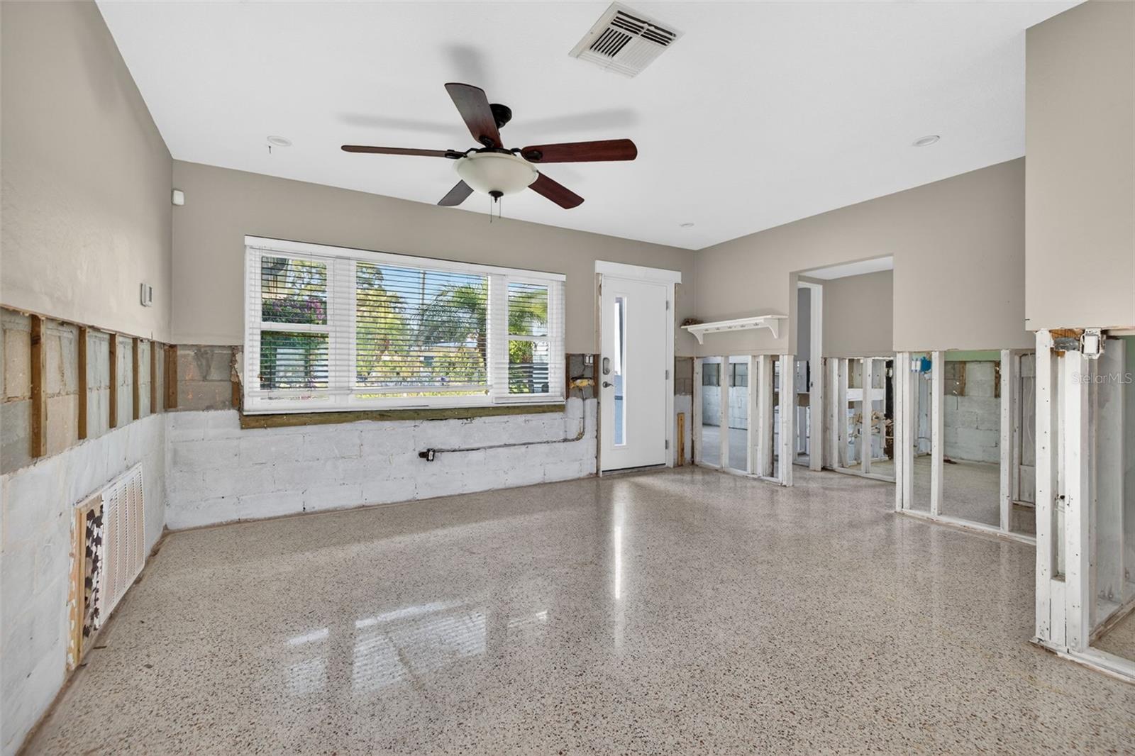 316 89TH AVE NE, ST PETERSBURG, FL, 33702