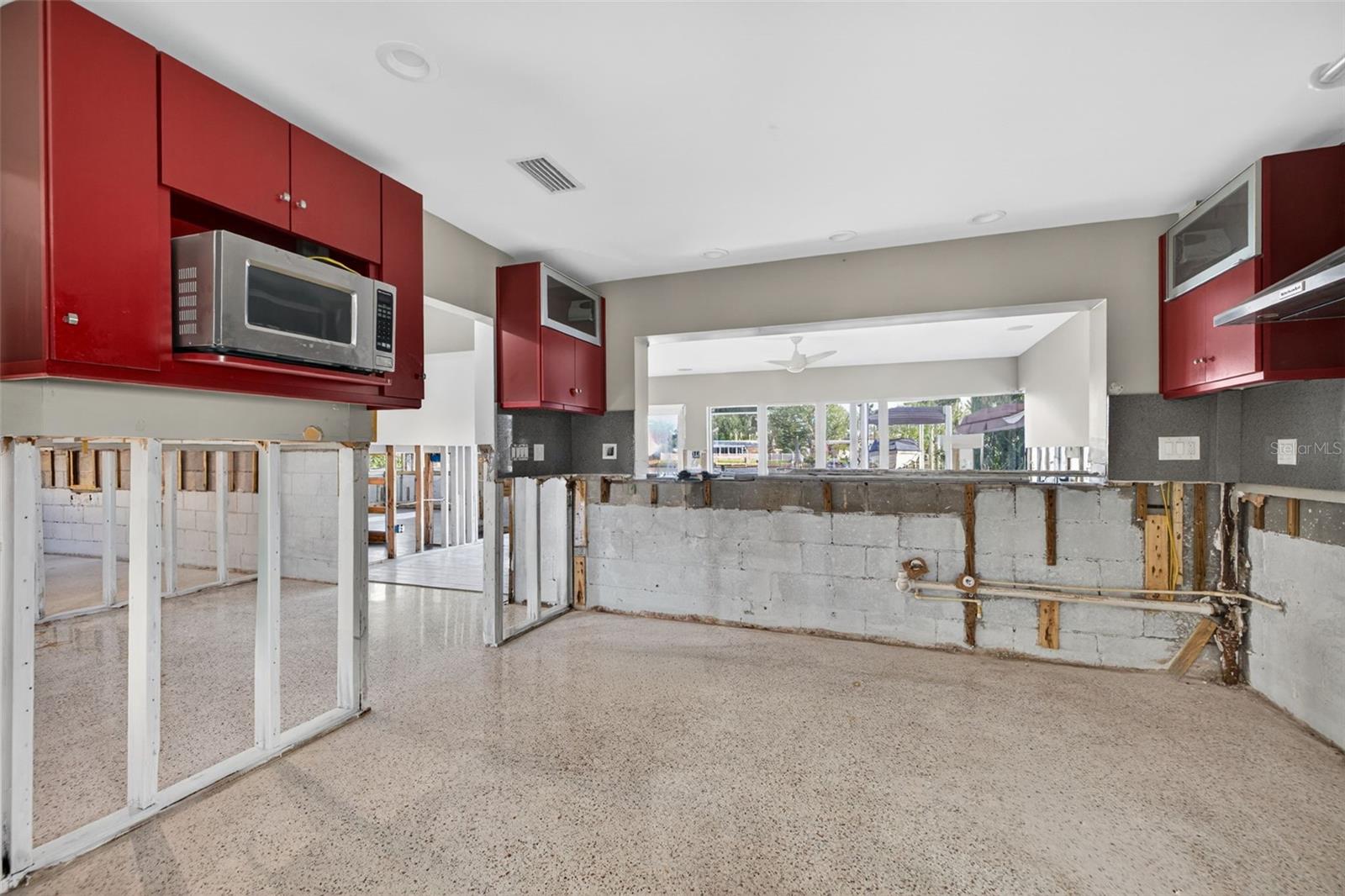 316 89TH AVE NE, ST PETERSBURG, FL, 33702