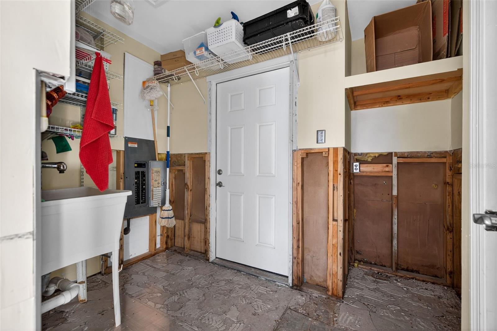 316 89TH AVE NE, ST PETERSBURG, FL, 33702