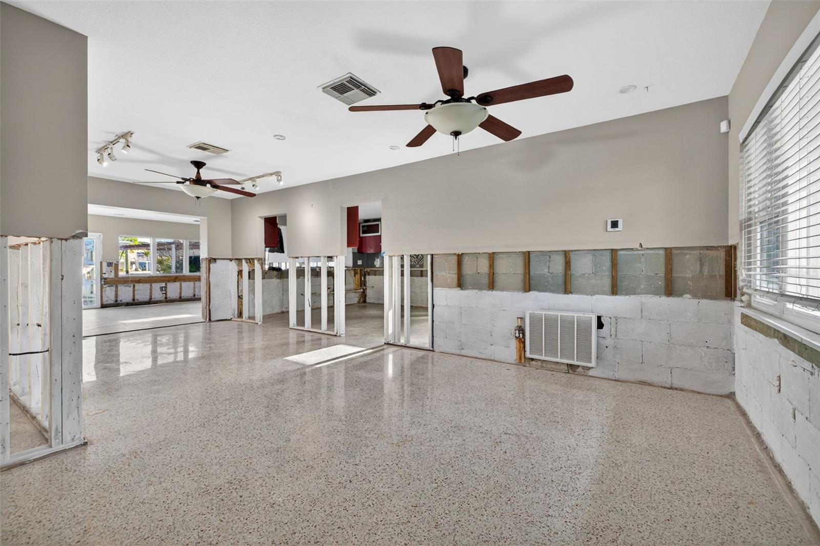 316 89TH AVE NE, ST PETERSBURG, FL, 33702