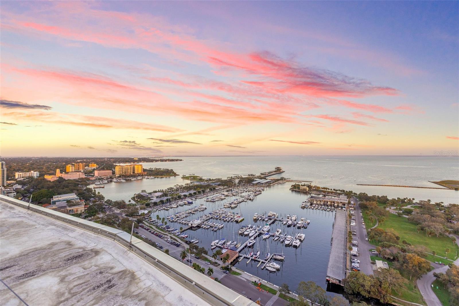 316 89TH AVE NE, ST PETERSBURG, FL, 33702