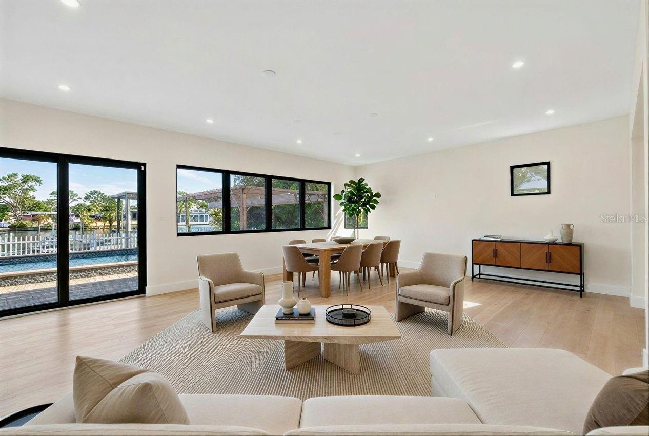 316 89TH AVE NE, ST PETERSBURG, FL, 33702