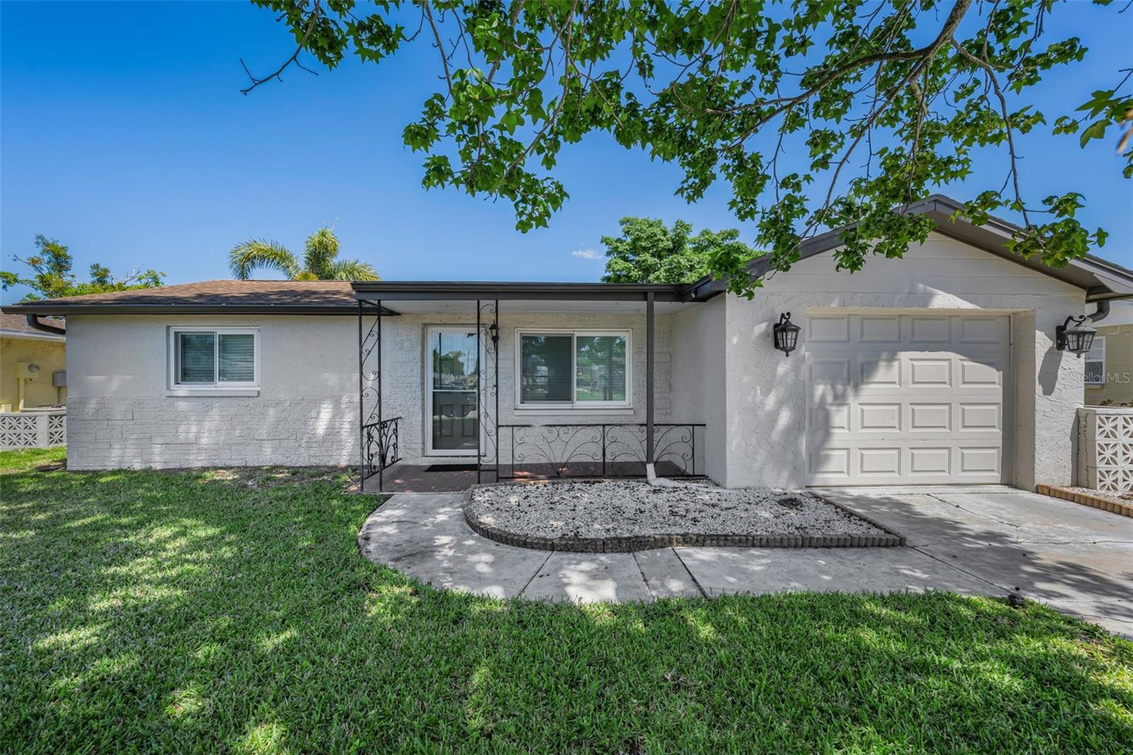 1184 CHELSEA LN, HOLIDAY, FL, 34691